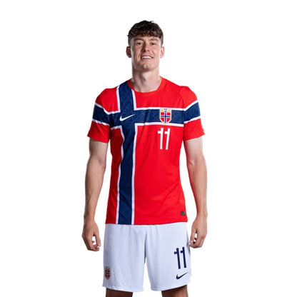 Norway National Football Team 2026 World Cup Jersey (Player Version/Match Version) — Forwards: No. 7 Alexander Sørloth, No. 9 Erling Haaland, No. 11 Jørgen Strand Larsen / Spisser: Nr. 7 Alexander SØRLOTH, nr. 9 Erling HAALAND, nr. 11 Jørgen STRAND LARSEN