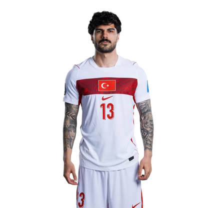 Türkiye 2026 Dünya Kupası Forması - Oyuncu Versiyonu - Maç Versiyonu - Defans: 13 Eren ELMALI, 14 Abdulkerim BARDAKCI, 15 Ozan KABAK