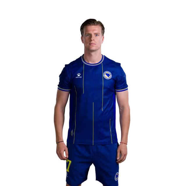 Bosnia and Herzegovina national football team 2026 World Cup jerseys (player and match versions) — Midfielders: No. 17 Dženis Burnić, No. 26 Ermin Mahmić / Vezisti: Br. 17 Dženis BURNIĆ, Br. 26 Ermin MAHMIĆ