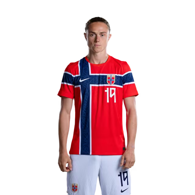 Norway National Team 2026 World Cup Jersey (Player Version/Match Issue) — Midfielders: No. 19 Teo Asgaard, No. 21 Andreas Schjelderup, No. 22 Oscar Bobb, No. 23 Jens Petter Hauge / Norges fotballag 2026 VM-drakt
