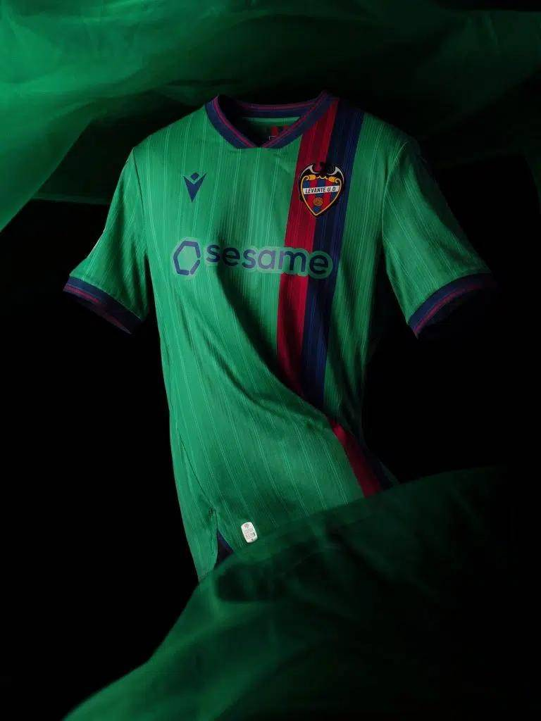 La Liga Jerseys – Levante Jerseys