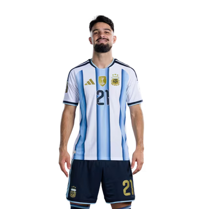 Argentina National Football Team 2026 World Cup Jersey (Player Version/Match Version) — Midfielders: No.17 Giuliano SIMEONE, No.18 Nico PAZ, No.21 Jose Manuel LOPEZ, No. 22 Lautaro MARTINEZ / Camiseta de la selección argentina de fútbol