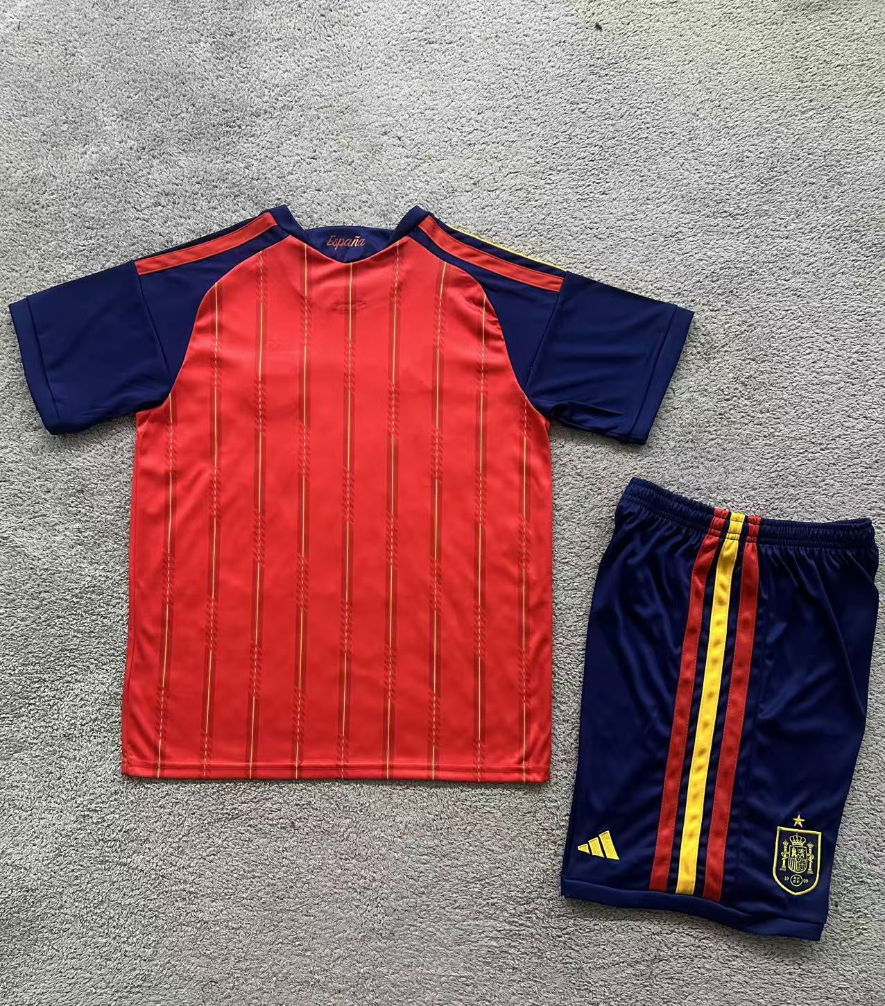 Spain Kids' Jersey – 2026 World Cup/Camiseta de España para niños – Mundial 2026