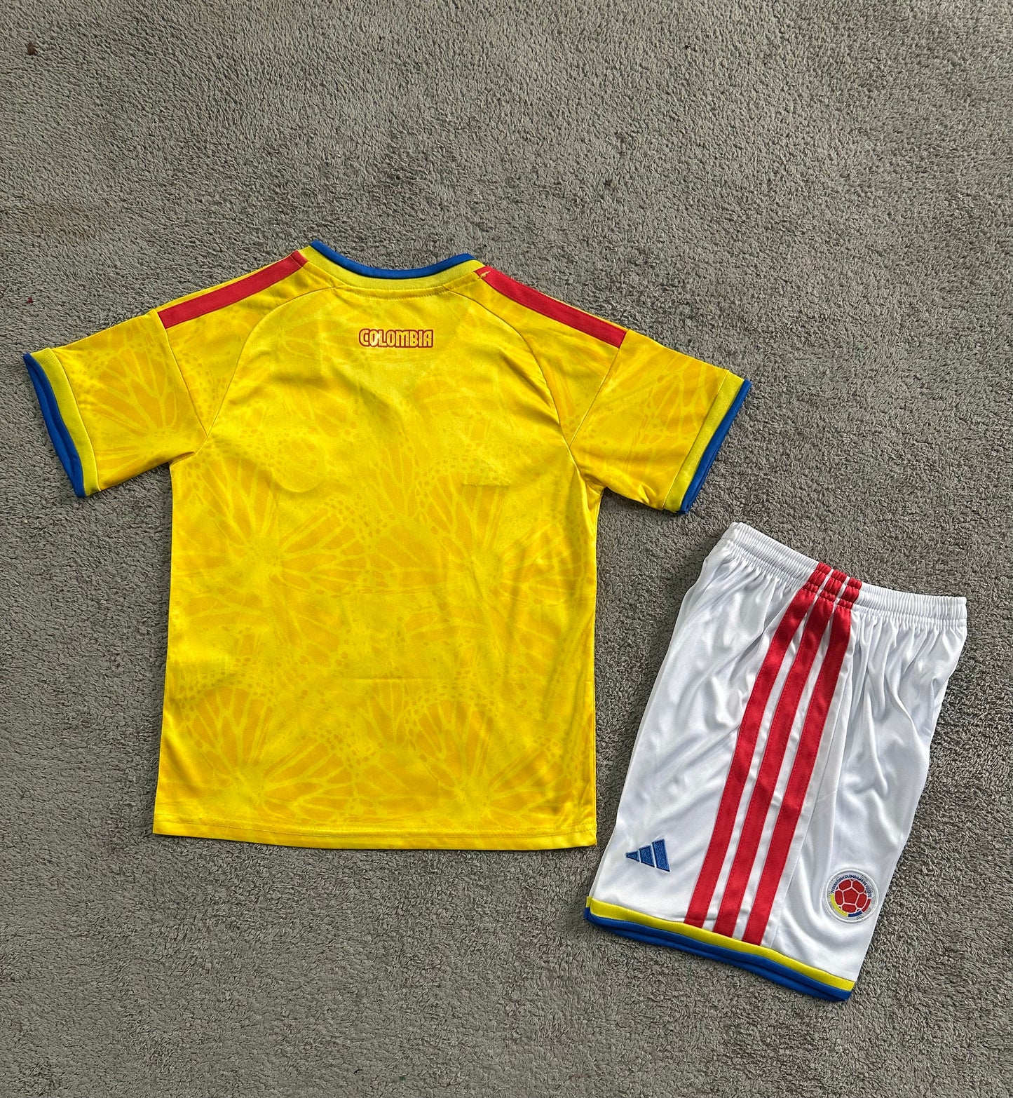 Colombia Kids' Jersey (2026 World Cup)/Camiseta de Colombia para niños (Mundial 2026)