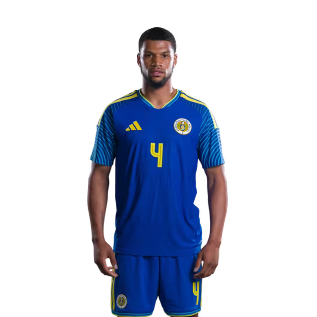 2026 World Cup Curaçao national football team jerseys (player/match version) — Defenders: No. 2 Shrandy Sambo, No. 3 Julien Gary, and No. 4 Rochon Van Eijma/Defensornan: No. 2 Shrandy Sambo, No. 3 Julien Gari, i No. 4 Rochon Van Eijma.