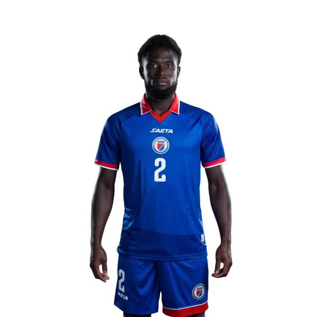 Mayo foutbòl koup di mond Ayiti 2026 vèsyon jwè vèsyon match la - Defansè No.2 Carlens ARCUS, No.3 Keeto THERMONCY, No.4 Ricardo Ade