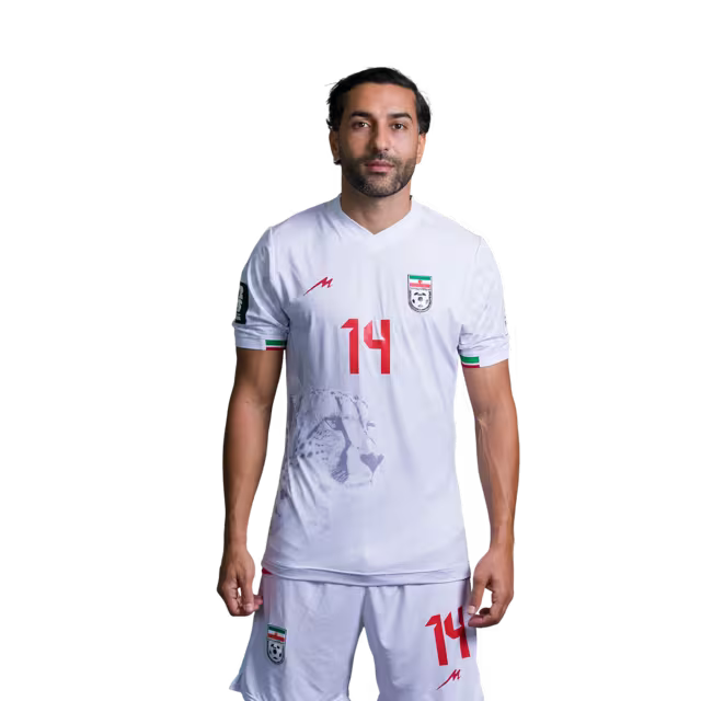 جام جهانی فوتبال ایران 2026 نسخه بازیکن نسخه مسابقه - هافبک شماره 14 سامان قدوس، شماره 15 روزبه چشمی، شماره 16 مهدی ترابی