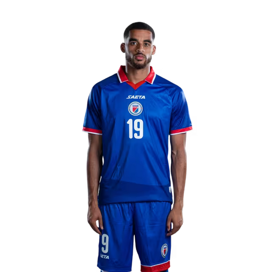 Mayo foutbòl koup di mond Ayiti 2026 vèsyon jwè vèsyon match la - Atakan No.19 Yassin FORTUNE, No.20 Frantzdy Pierrot, No.21 Josue CASIMIR