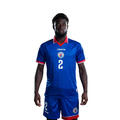 Mayo foutbòl koup di mond Ayiti 2026 vèsyon jwè vèsyon match la - Defansè No.2 Carlens ARCUS, No.3 Keeto THERMONCY, No.4 Ricardo Ade